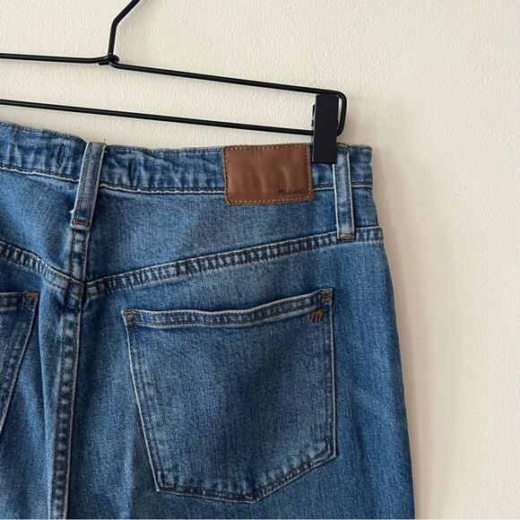 Madewell The High-Rise Slim Boyjean in Lita Wash: Step-Hem Edition - Picture 7 of 10